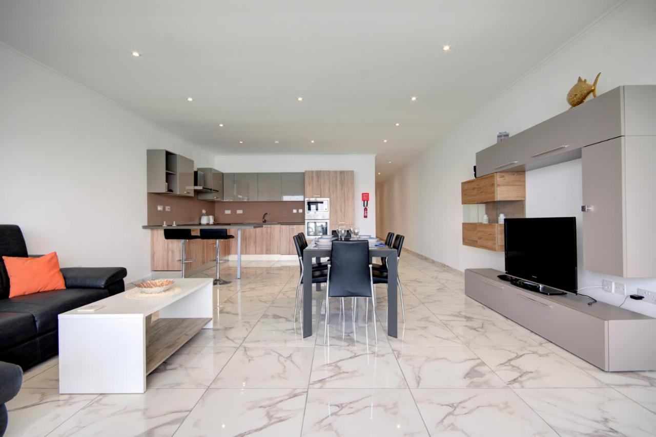 Beachfront Pretty Apartament *